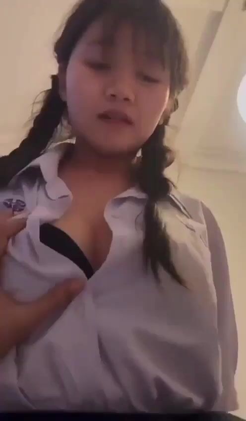 Con bạn thân cưỡi cặc dâm đãng quay lại làm kỉ niệm